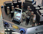 2010 Meets 1970 with the Stingray iTube – A Tube-Based Amp with an iPod Dock