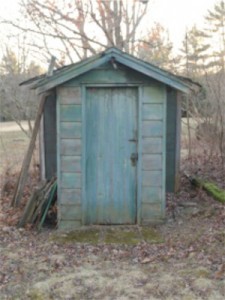 outhouse-1212