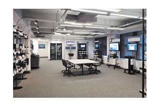 Extron Opens Demo Facility in New York City