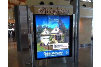 RDU-Airport-video-wall.-Richard-Lebovitz-photo-0713