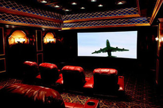 Stewart Filmscreen Debuts Total Close CineCurve Front Projection Screen System at ISE