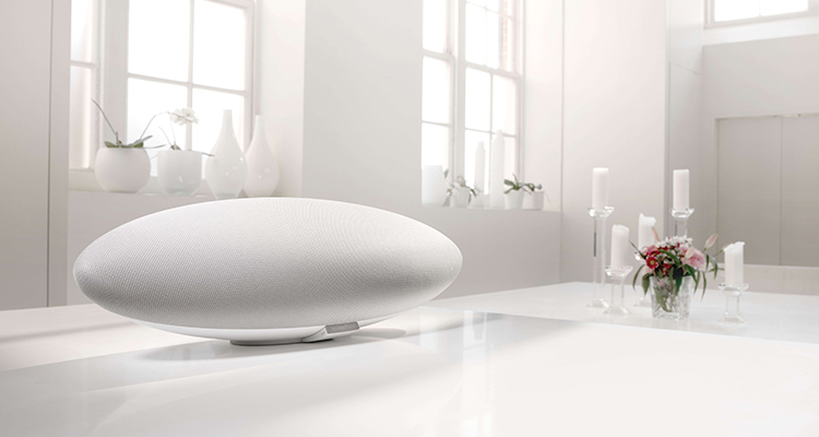 Bowers & Wilkins Zeppelin Is Now White