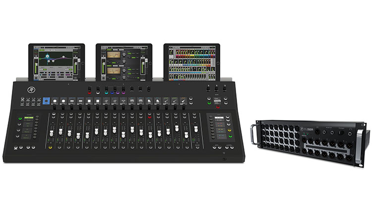 mac-axis_digital_mixing_system_front_ipad_plane-0117