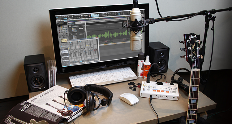 TASCAM’s MiNiSTUDIO Goes Live