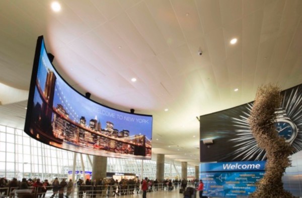 JFK Airport Installs New Digital Flight Information Board in Terminal 4