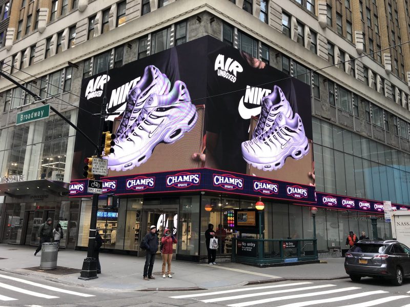 Activate The Space installation at Champs Sports, Times Square NY powered by Signagelive
