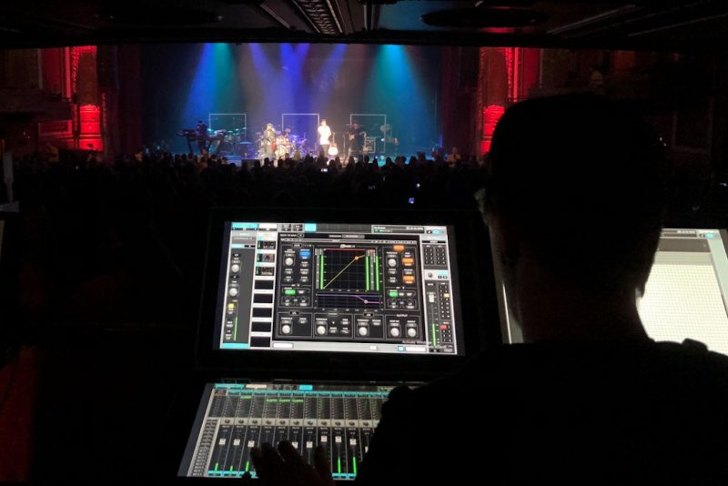 Riverside Theater Chooses Waves eMotion LV1 Live Mixer, Plugins and SoundGrid Servers