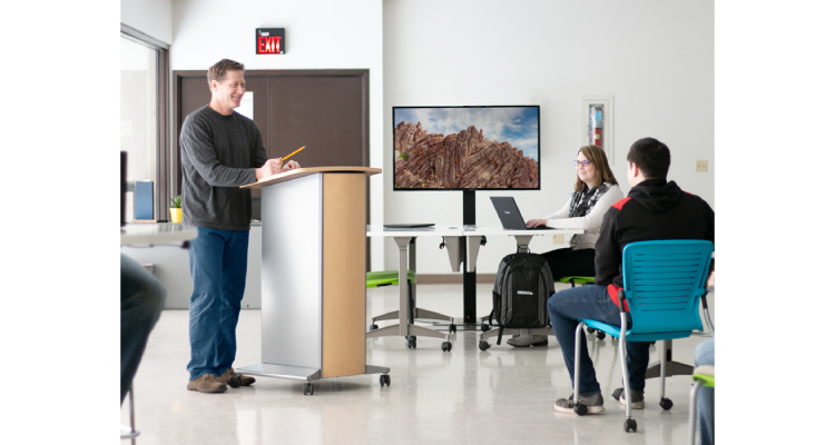 Spectrum Industries Debuts AV-Ready Lectern Aimed at Education