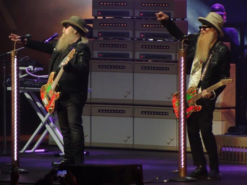 ZZ Top Kicks Off 50th Anniversary Tour with L-Acoustics