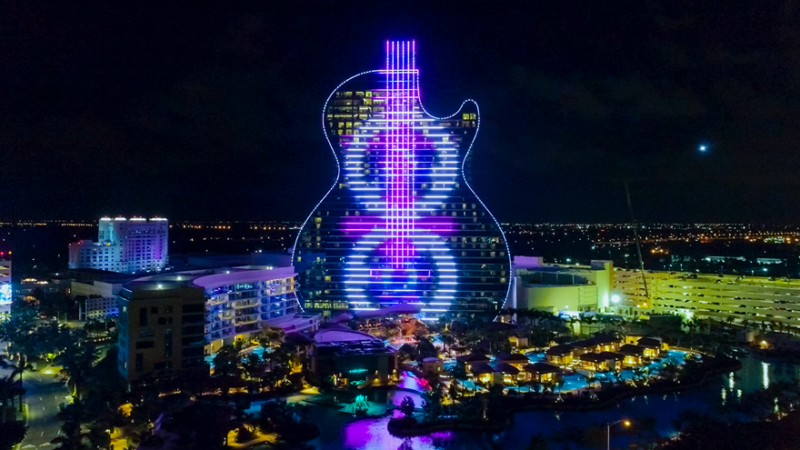 World’s First Guitar-Shaped Hotel Comes to Life with Dramatic Visuals Powered by a RealMotion 4 Karat Server