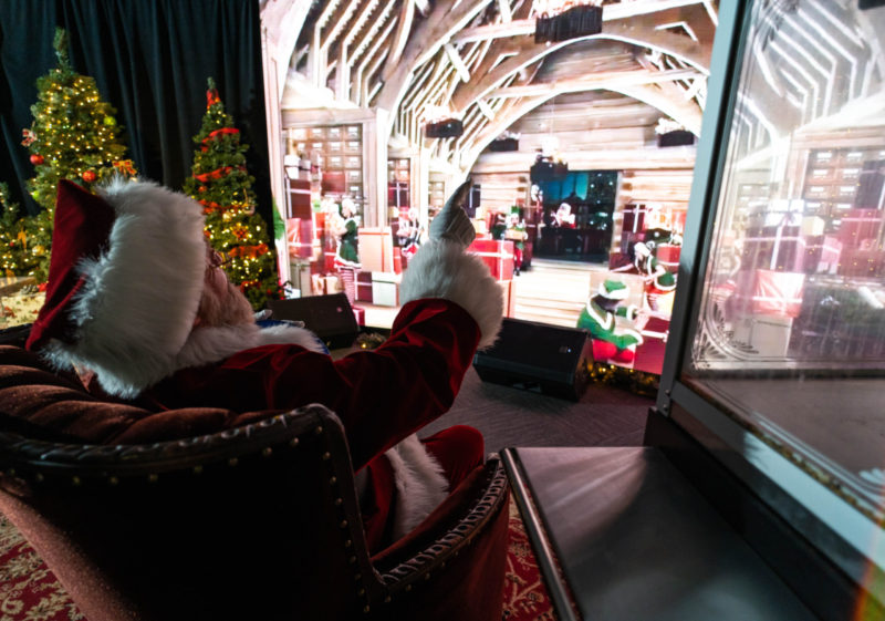 Elite Multimedia innovates the Santa Experience for a safe Holiday season