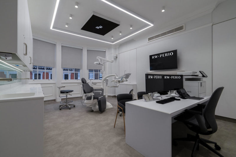 A2v Consulting Group Amplifies Patient Experience at RW Perio in London