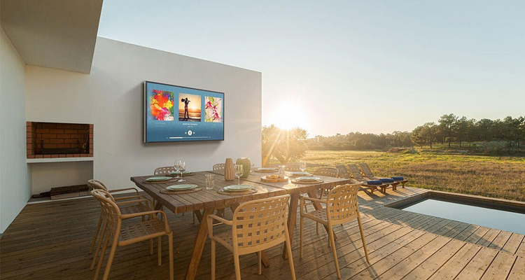 Séura Releases Full Sun Series Outdoor Television Line