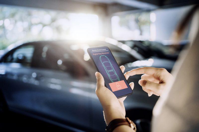 Rohde & Schwarz Joins Car Connectivity Consortium to Foster Communications Standards Between Vehicles and Smartphones