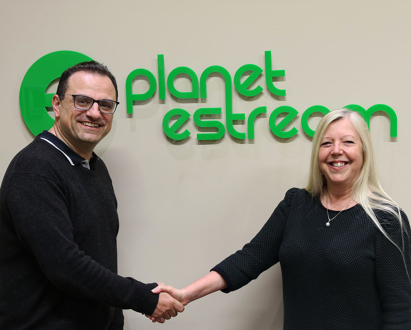 SteveRickless Tripleplay CEO WendyRobinson PlaneteStream MD