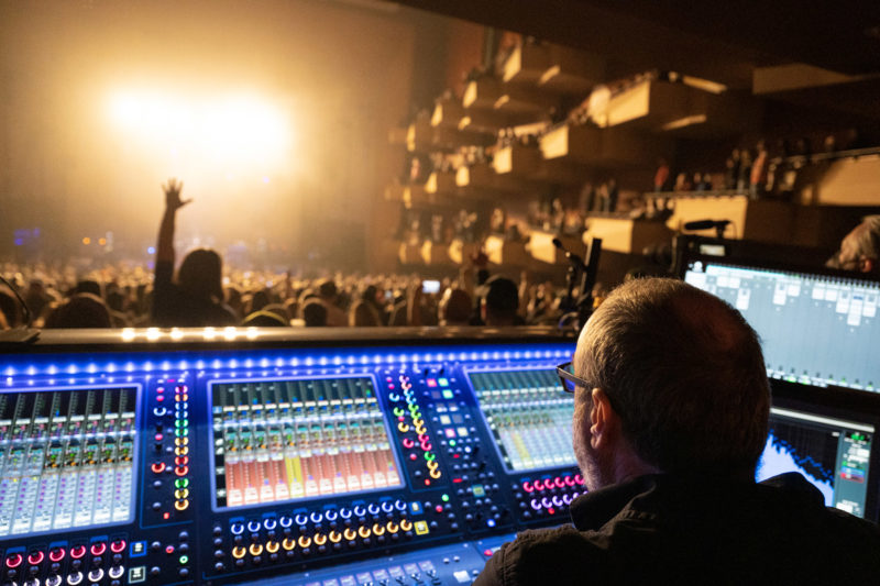 DiGiCo’s Quantum 338 Mixing Console Powers Eddie Vedder’s ‘Earthling’ Tour