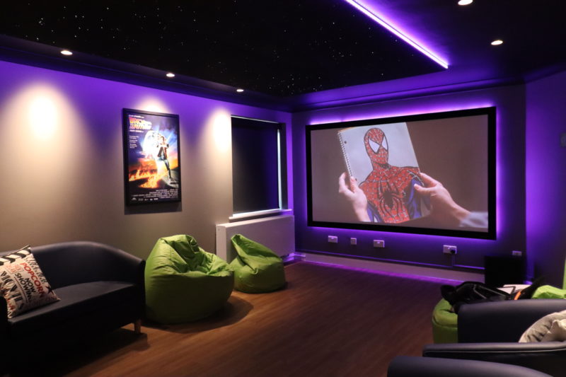 Snap One Helps ‘Together for Cinema’ Create Pro-grade Cinema Room at Rainbows Children’s Hospice