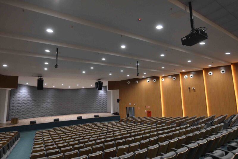 Christie 4K UHD Projection Delivers Lifelike Visuals in Brazilian Parliament