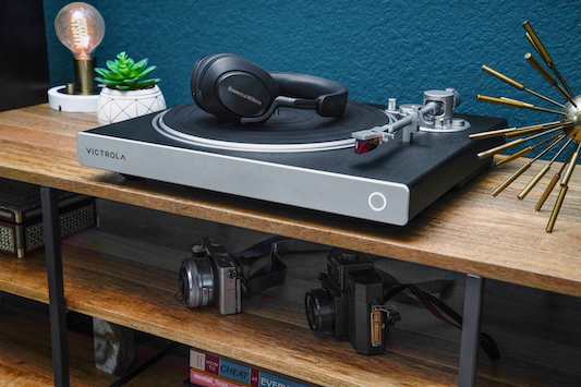 Victrola Leads Hight-Fidelity Turntable Revolution Via New Lineup of ‘Hi-Res’ Turntables With Qualcomm APTX Adaptive Support