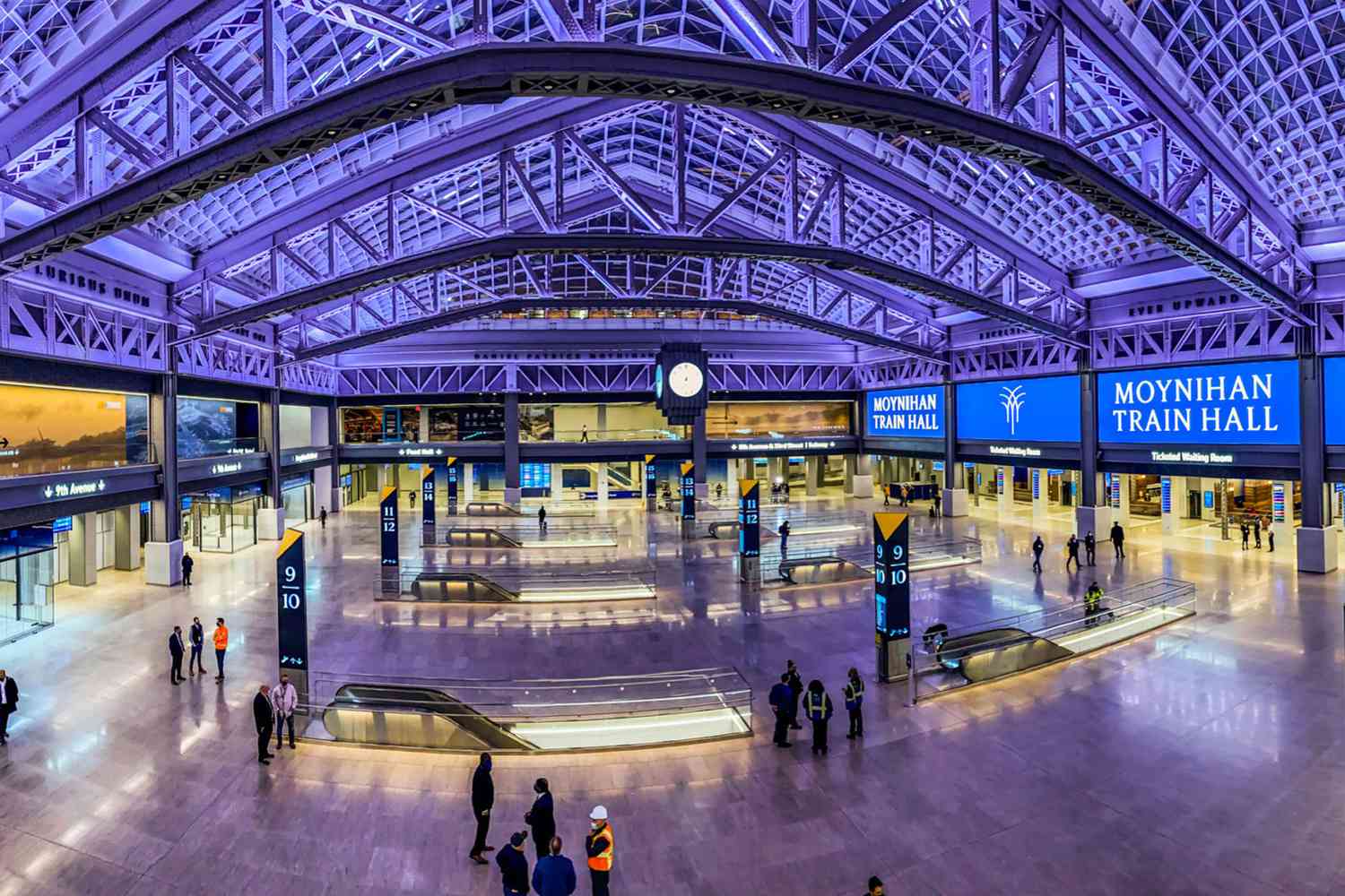 After Nearly 30 Years, New York City's Penn Station Has a Beautiful New Train Hall