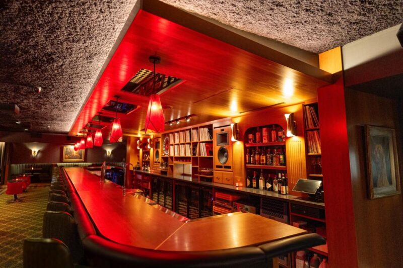 Hi-Fi Restaurant & Lounge Opens in Madison, Wisconsin