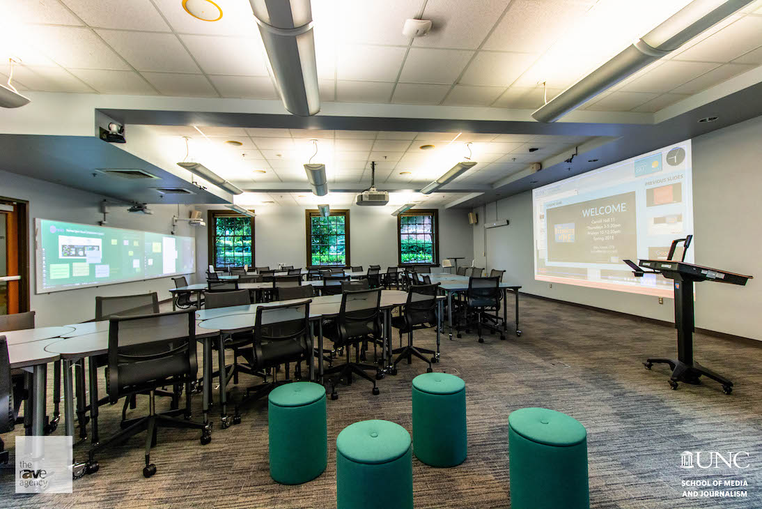 Classroom With Screens 5