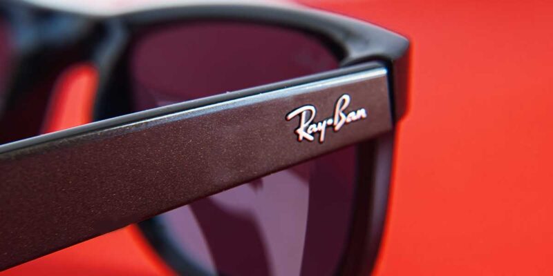 Meta’s Ray-Ban Smart Glasses