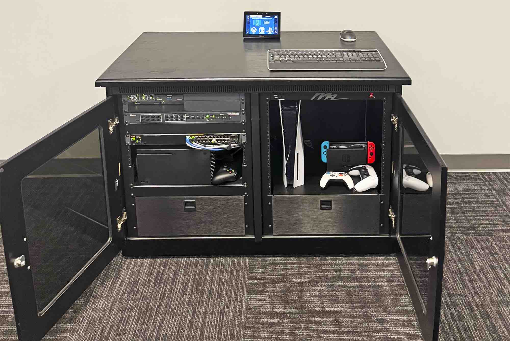 05 Primary Equipment Rack