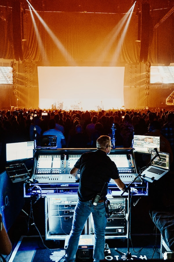 Keane20 Tour Chooses DiGiCo Quantum338 and SD12 With DMI-KLANG for Streamlined, Efficient Workflow