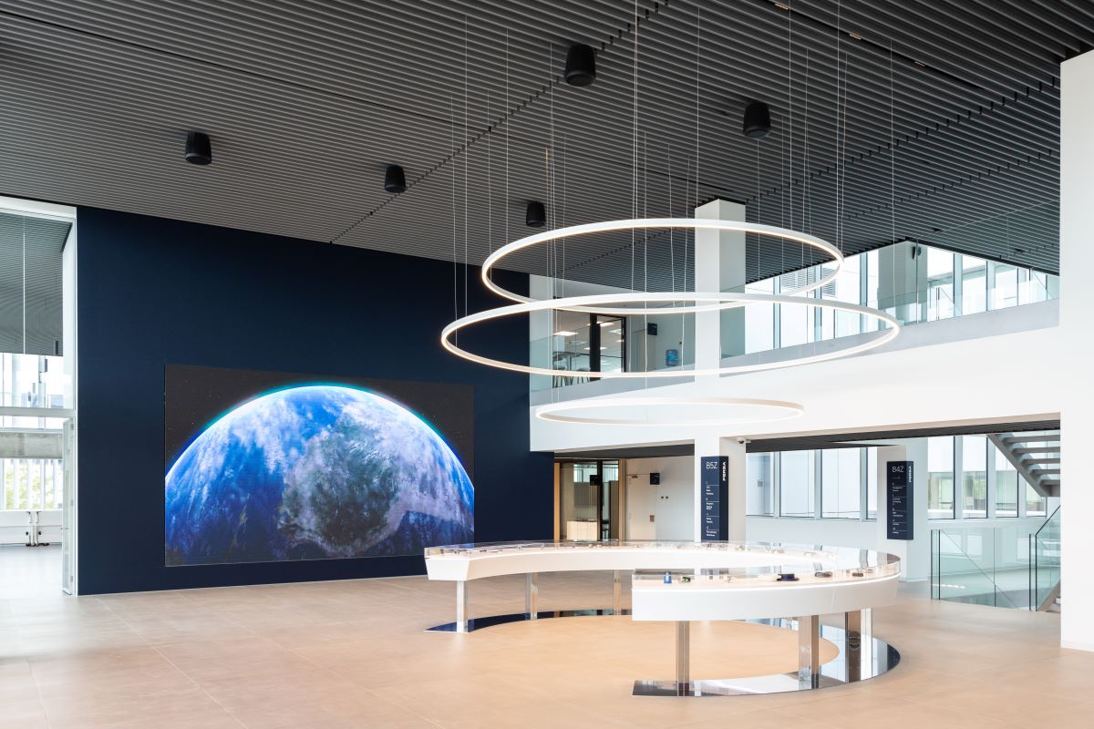 PPDS Brings Bright New Wow-Factor to Fersa Bearings’ New Spanish Headquarters With Two Spectacular Philips dvLED Walls