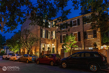Coastal Source Delivers Discreet Outdoor Lighting and Audio for an Urban Oasis