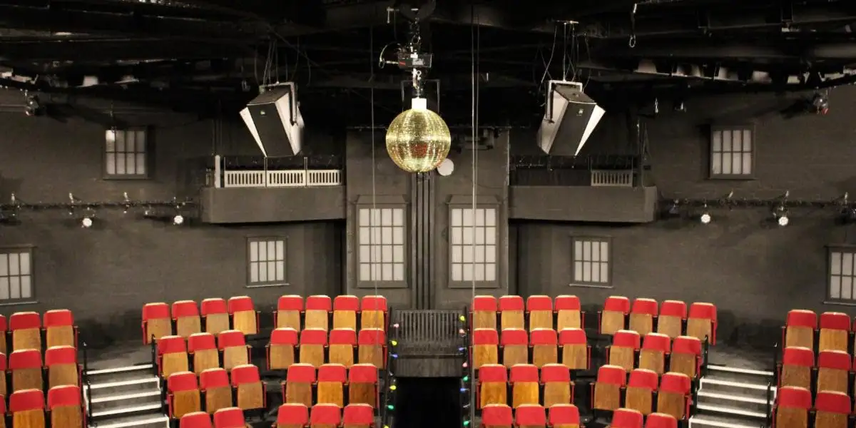 kv2 audio octagon theatre